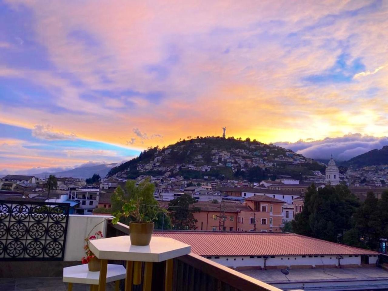 Illa Experience Hotel Quito Extérieur photo