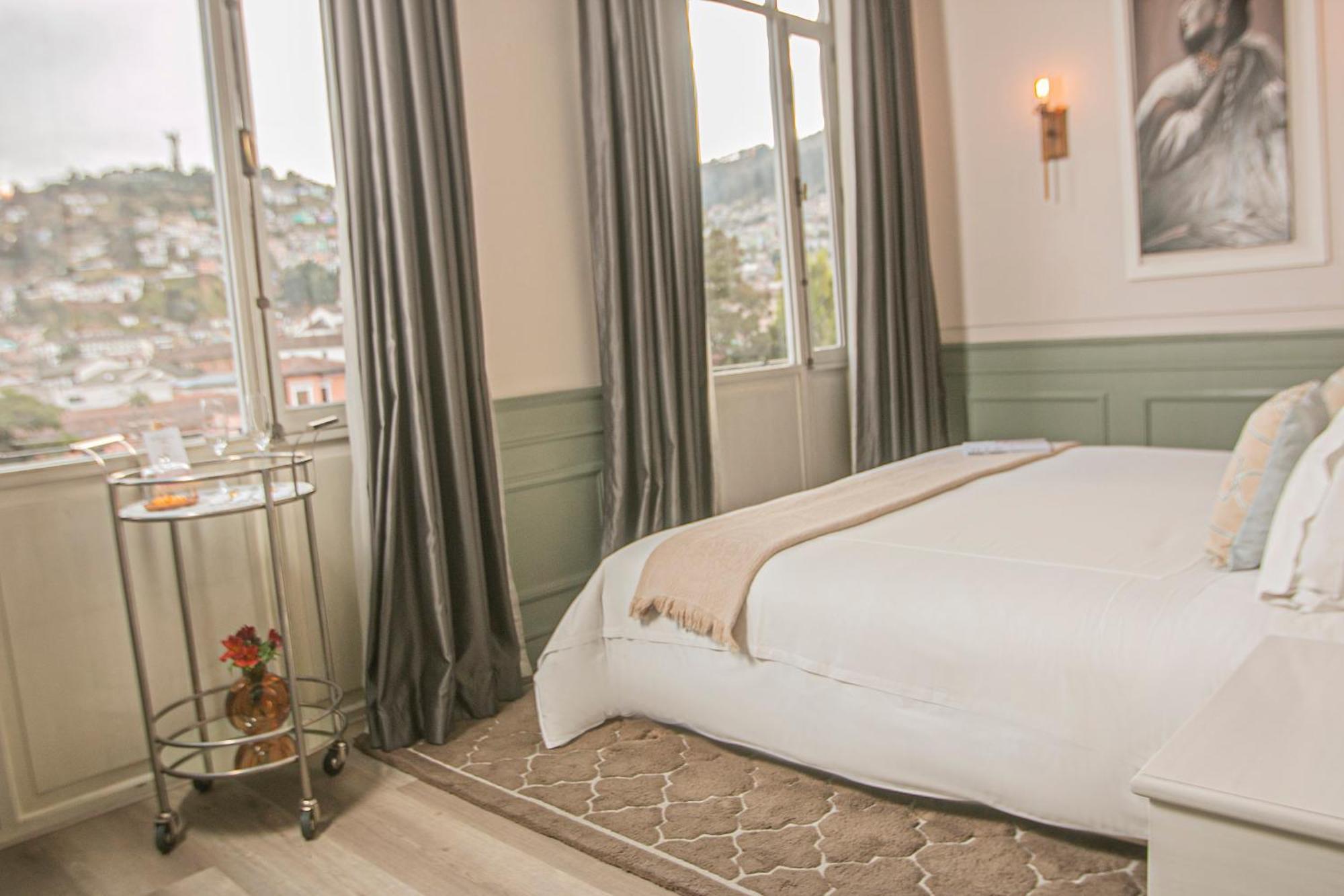 Illa Experience Hotel Quito Extérieur photo